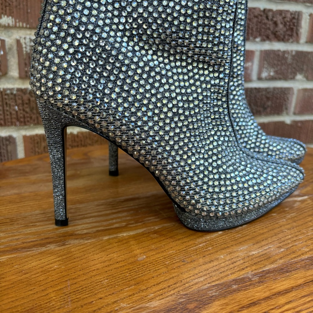 Jessica Simpson Vianne Pointed Toe Rhinestone Fashion Boot Size 7.5 - Picture 2 of 10
